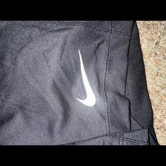 Nike Women's Dri-Fit Pro 3 Big Dot Training Shorts - Picture 2 of 12